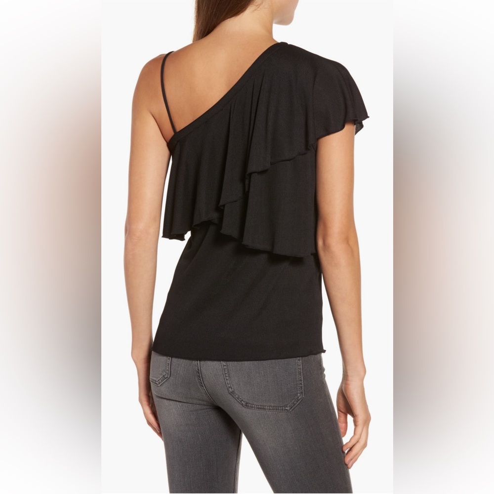 NEW Chelsea 28 One-Shoulder Ruffle Top - Picture 2 of 6